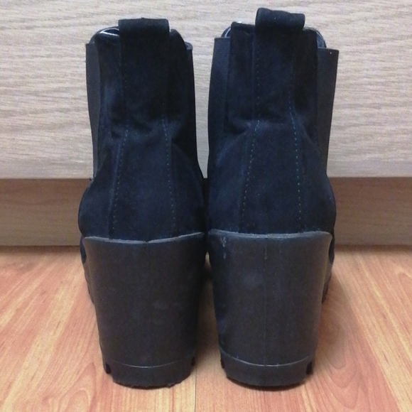 TOPSHOP black suede booties - Picture 4 of 6